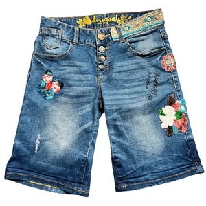 Desigual Exotic Jeans Denim Embellished Capri Button Fly Womens Shorts